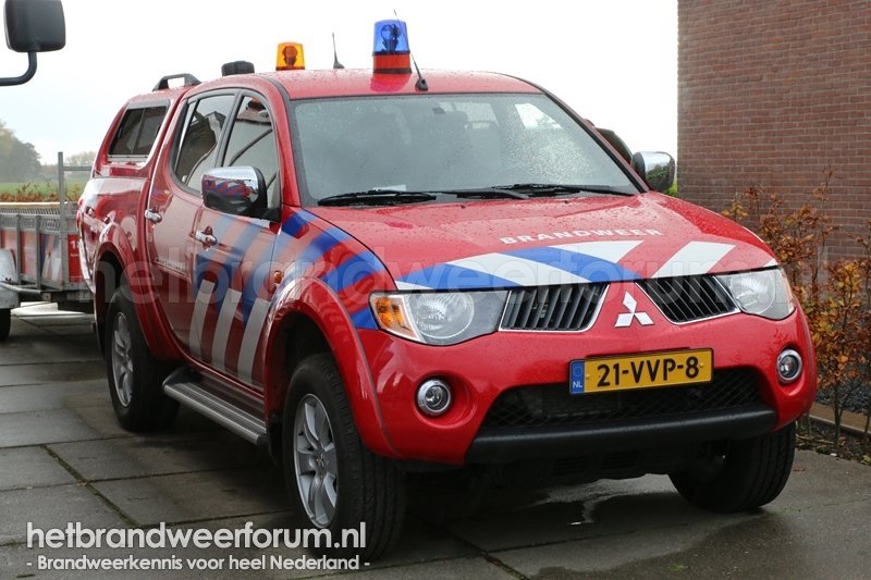 18-7802 Personeel/Materiaalvoertuig