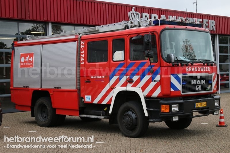 22-1741 Tankautospuit (BD-LB-74)