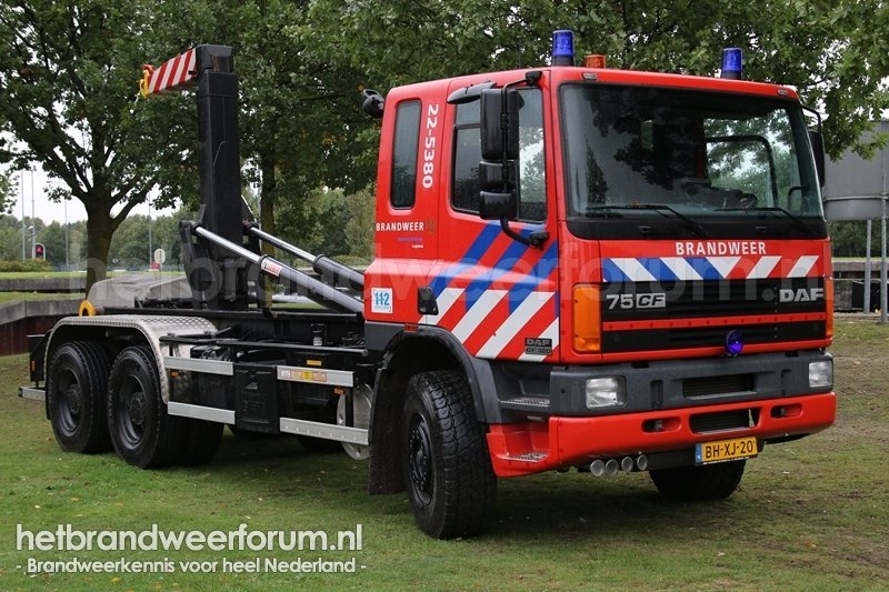 22-5380 Haakarmvoertuig