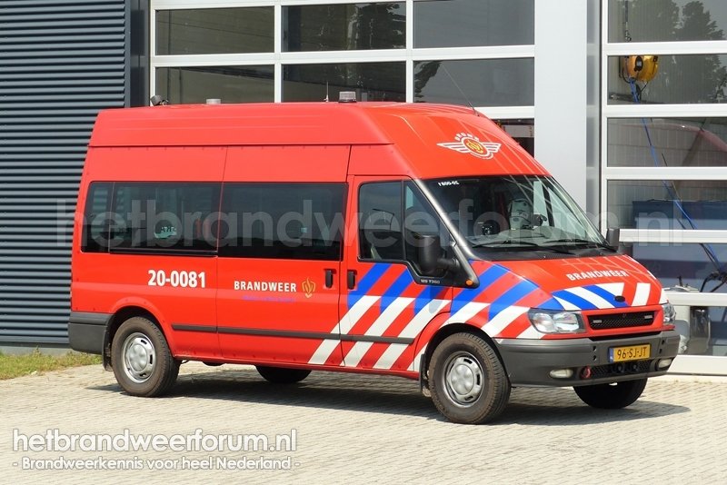 20-0081 Personeels/Materiaalvoertuig