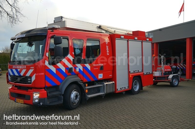 05-3662 Personeels/Materiaalvoertuig