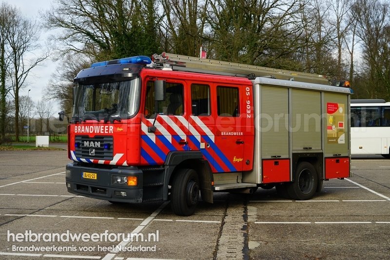 05-9032 Tankautospuit