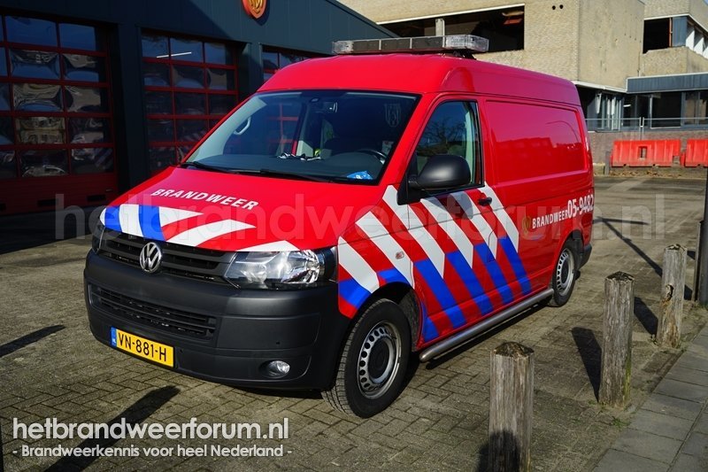 05-9482 Personeel/Materiaalvoertuig