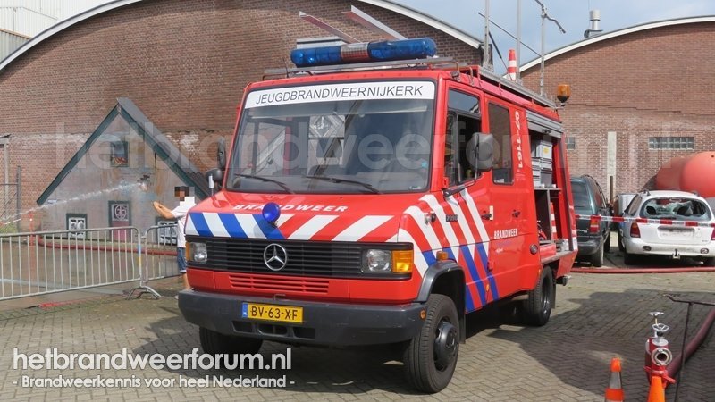 07-1161 Personeel/Materiaalvoertuig (BV-63-XF)