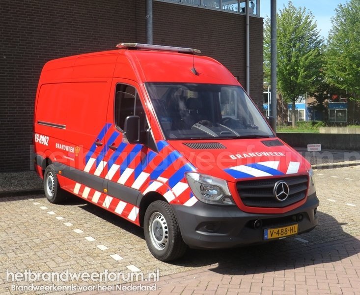 19-8902 Personeel/Materiaalvoertuig (TBO)