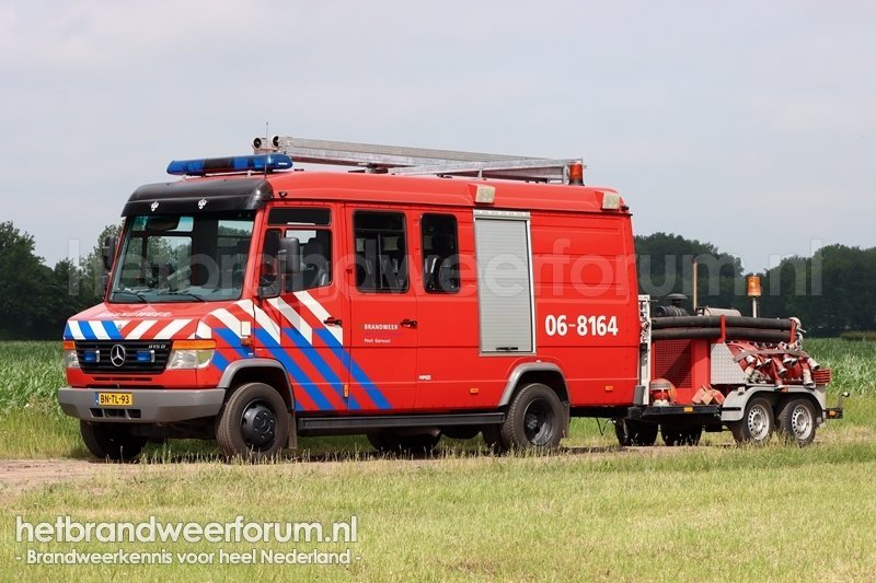 06-8164 Personeel/Materiaalvoertuig