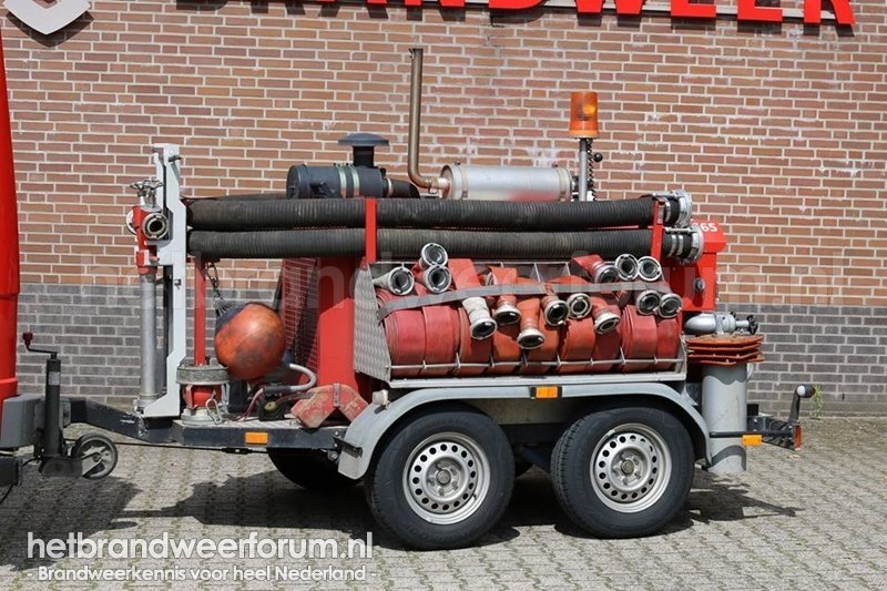 06-8665 Motorspuitaanhanger