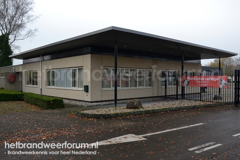 Nijverheidsweg 27, te Genderingen