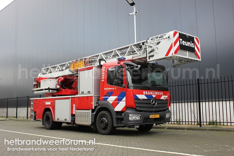 13-2451 Autoladder