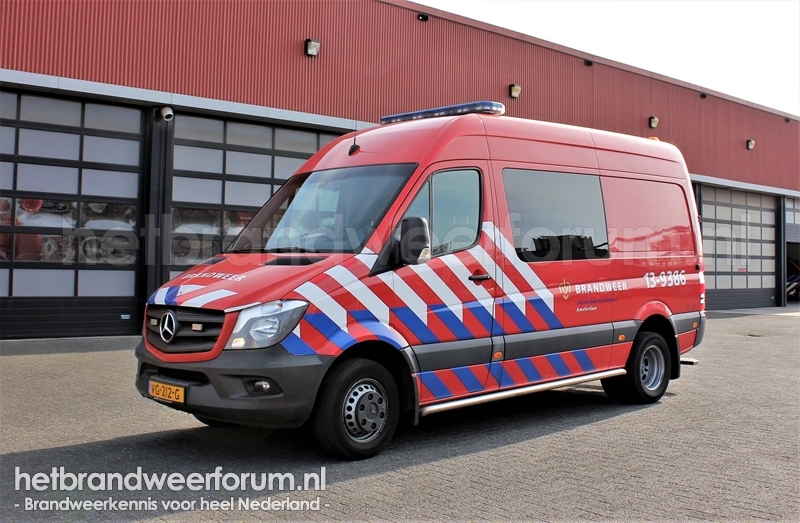 13-9386 Personeel/Materiaalvoertuig Logistiek