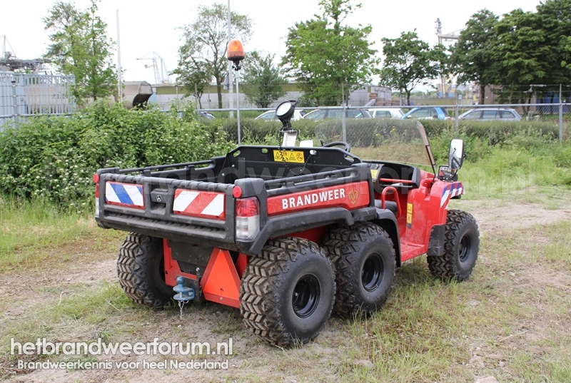 13-9389 Bron 2 Veldvoertuig