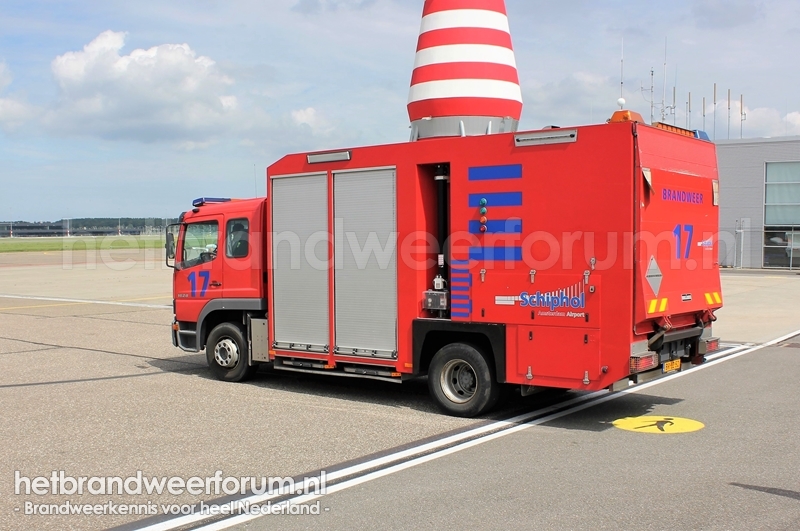 25-B17 Hulpverleningsvoertuig