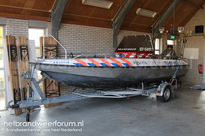 07-5411 Waterongevallenaanhanger (10-07-YE)