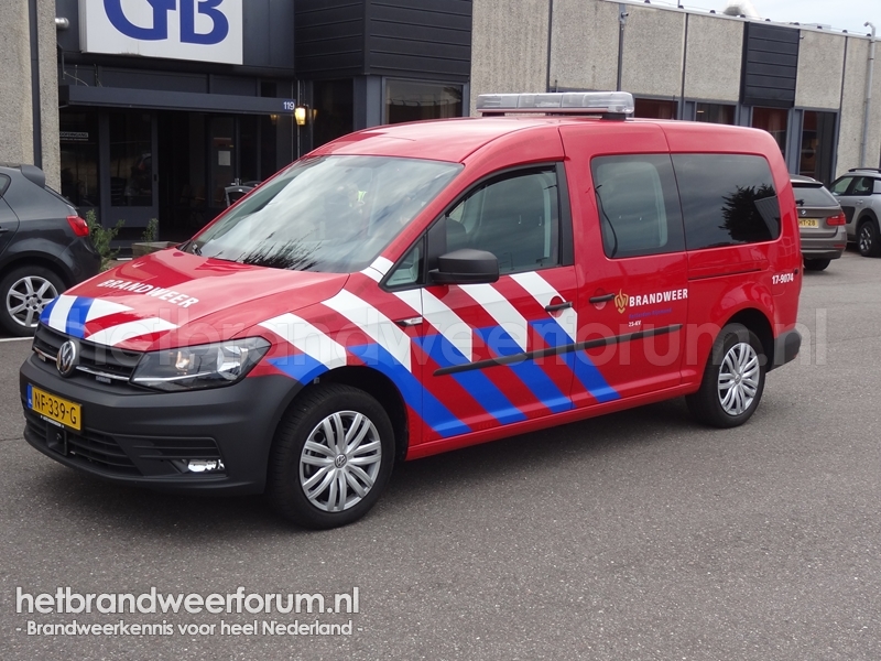 17-9074 Dienstauto (25kV)