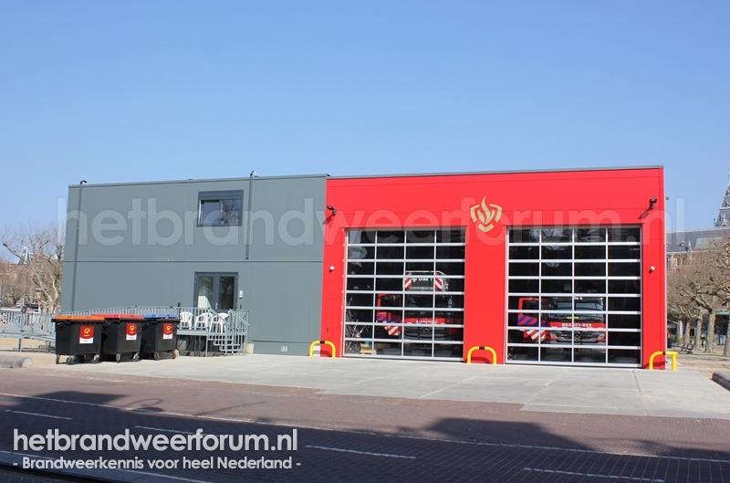 Brandweer Amsterdam (Dirk) - Museumplein, te Amsterdam