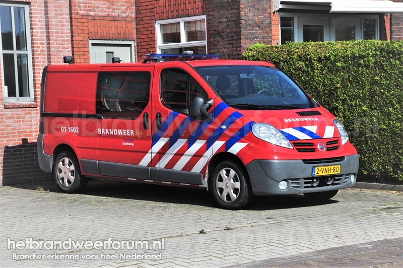 01-1602 Personeel/Materiaalwagen