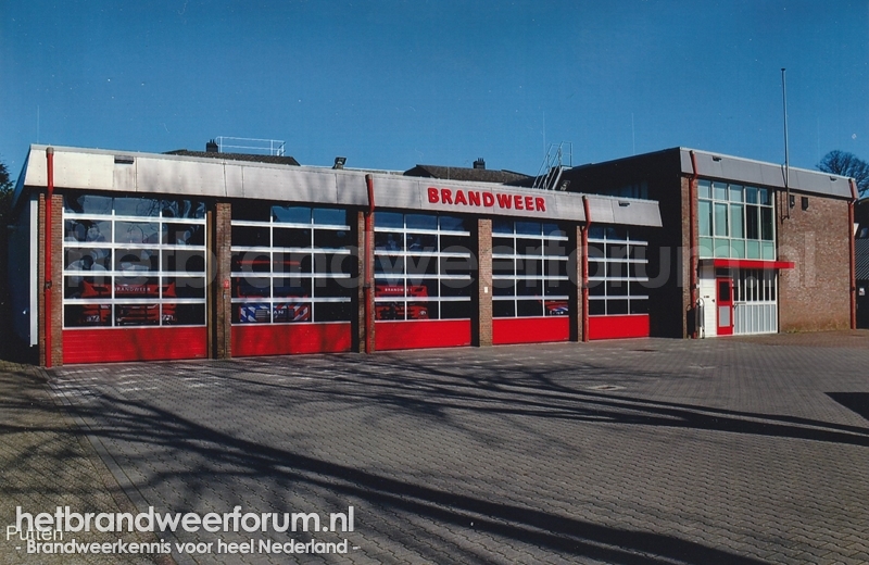 Kelnarijstraat 10, te Putten