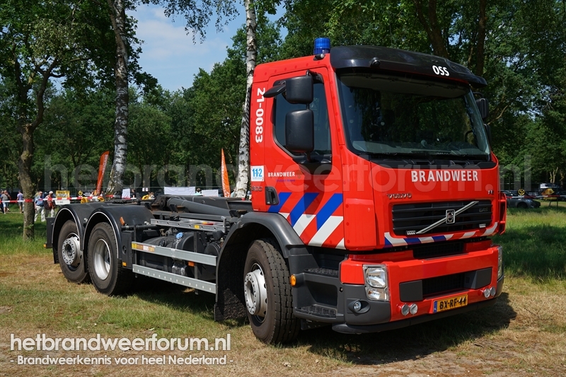 21-0083 Haakarmvoertuig