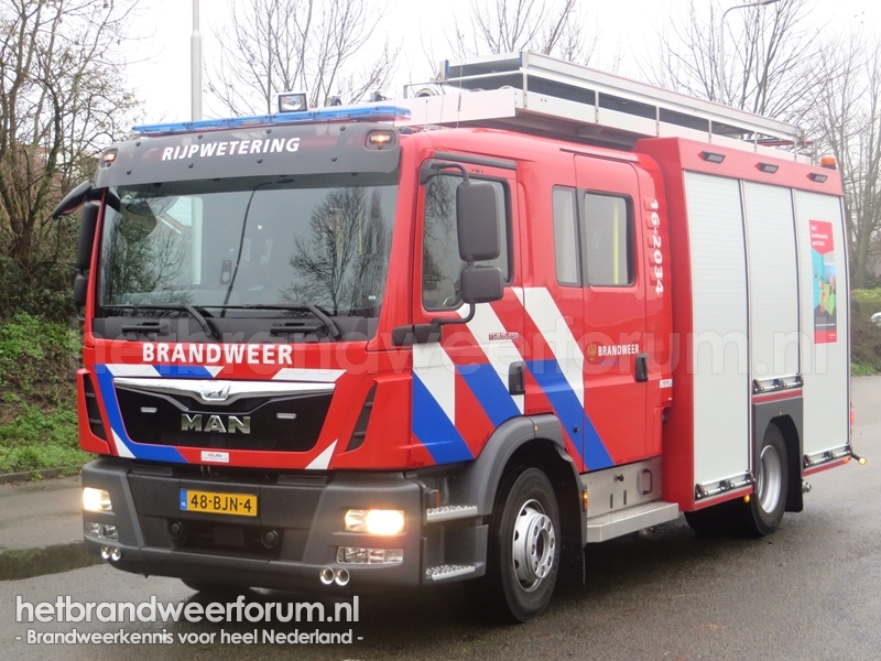 16-2034 Tankautospuit