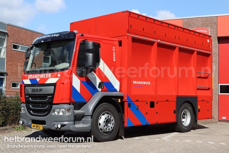 12-4568 Slangenvoertuig