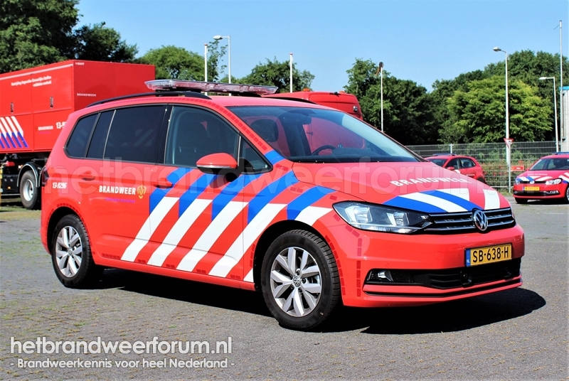 13-9296 Dienstauto Commandant van Dienst