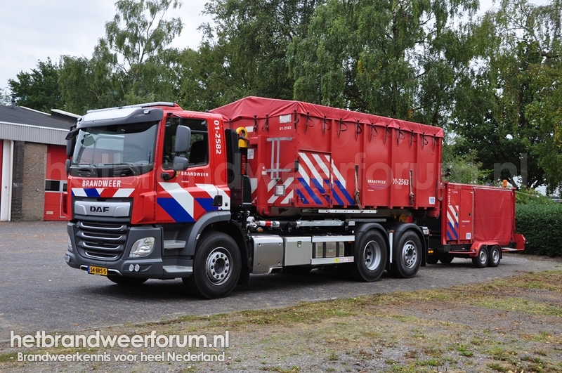 01-2582 Haakarmvoertuig