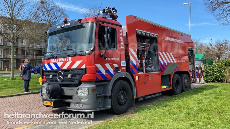 09-9063 Schuimblusvoertuig