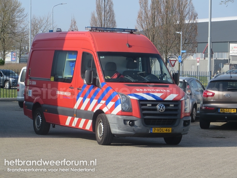 12-3004 Personeel/Materiaalvoertuig