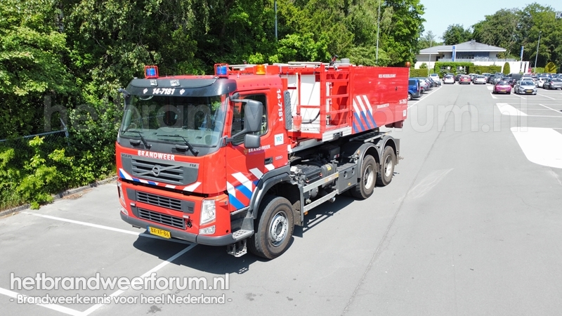 14-7181 Haakarmvoertuig