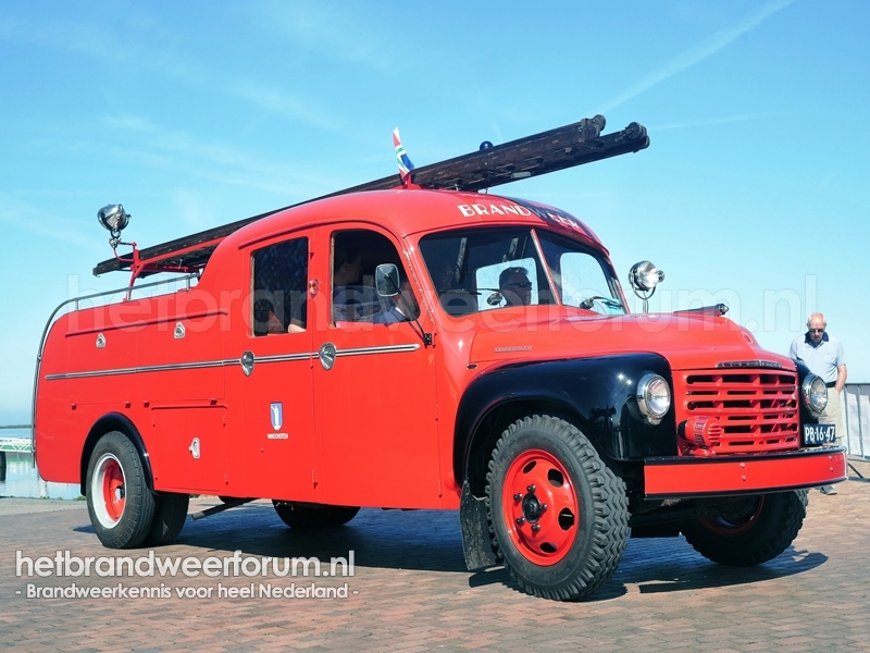 Personeel/Materiaalvoertuig (PJ-21-55)