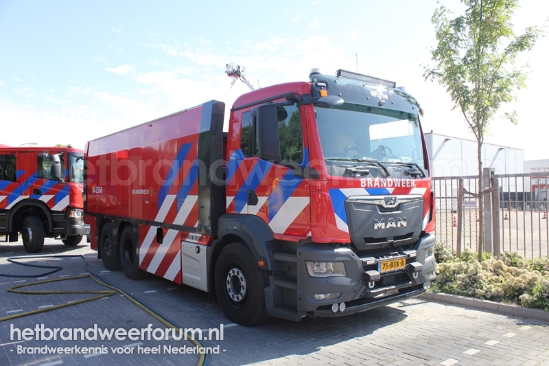 04-2560 Watertankwagen