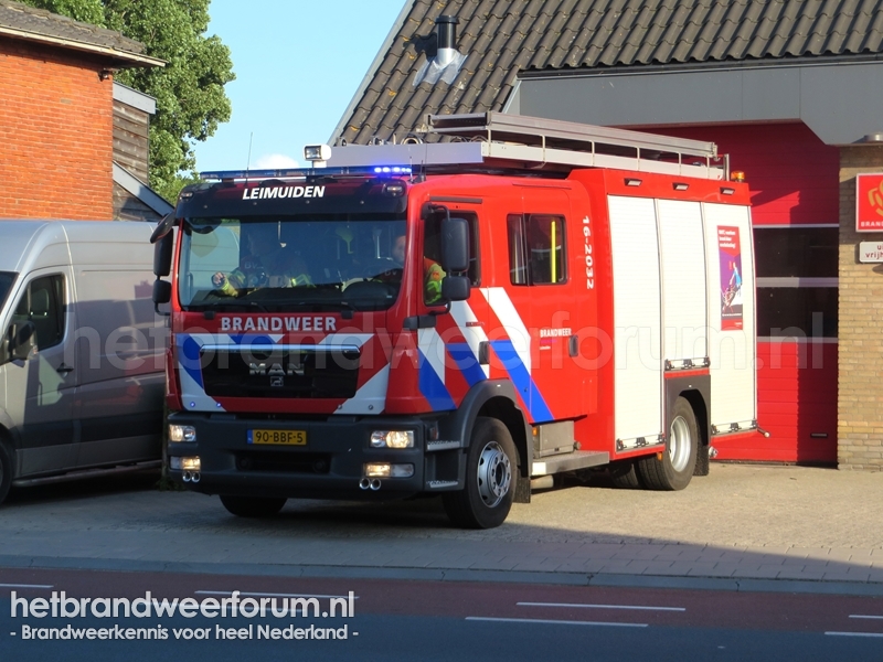 16-2032 Tankautospuit