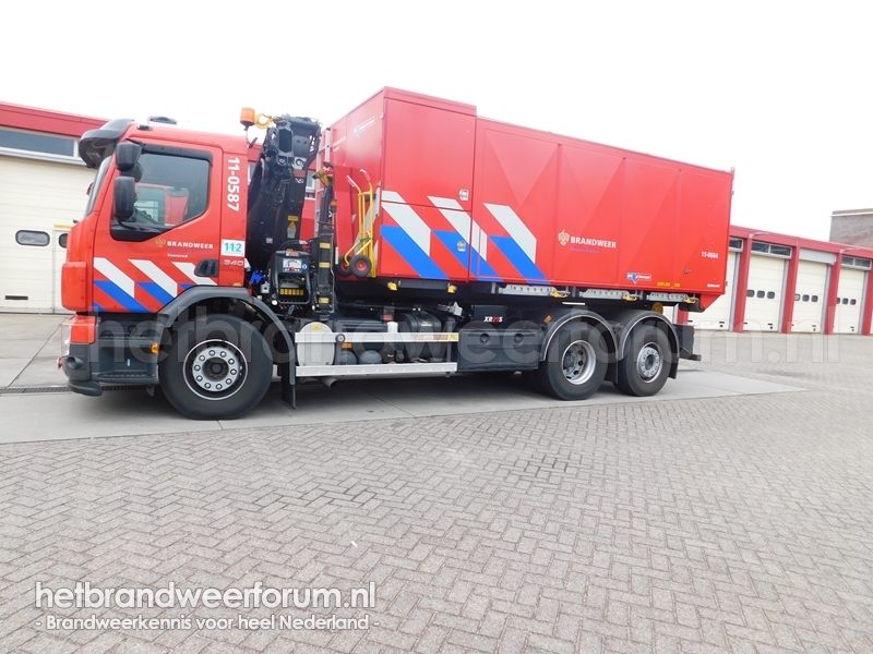 11-0664 Dompelpomphaakarmbak