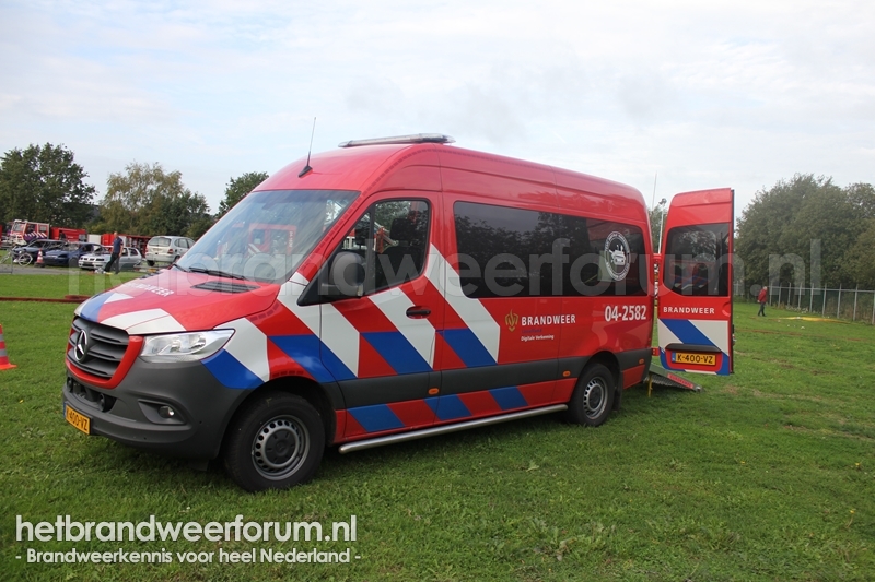 04-2582 Dienstbus / Robot