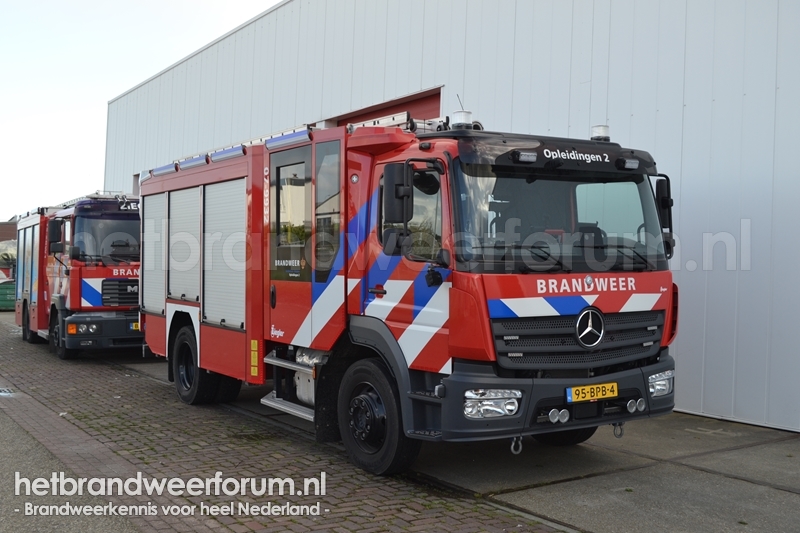 07-9932 Tankautospuit
