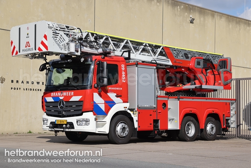 09-4452 Autoladder