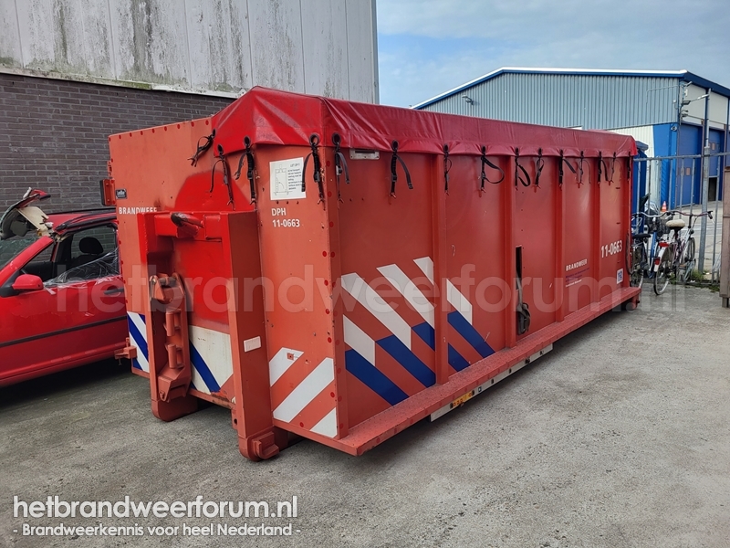 11-0663 Dompelpomphaakarmbak (89 PO 28)