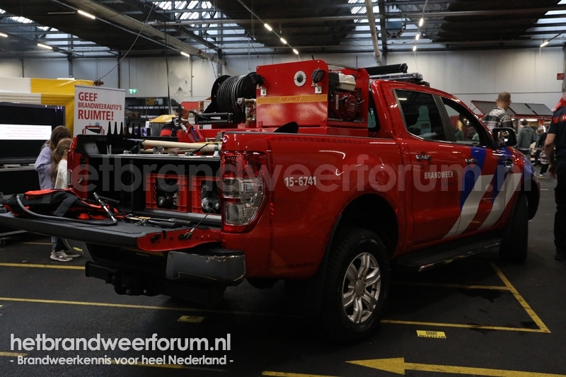 15-6741 Verkenningsvoertuig Terreinvaardig Natuurbrandbestrijding