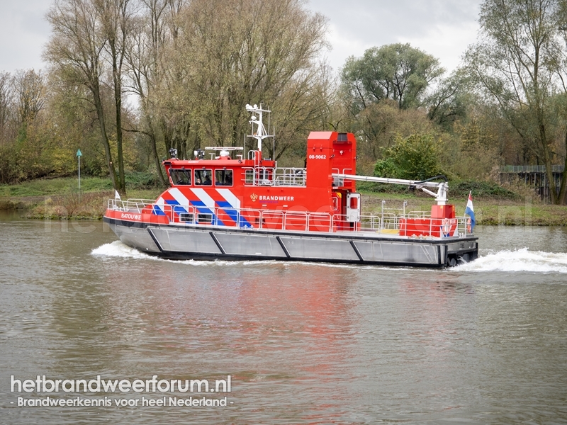 08-9062 Blusboot Batouwe