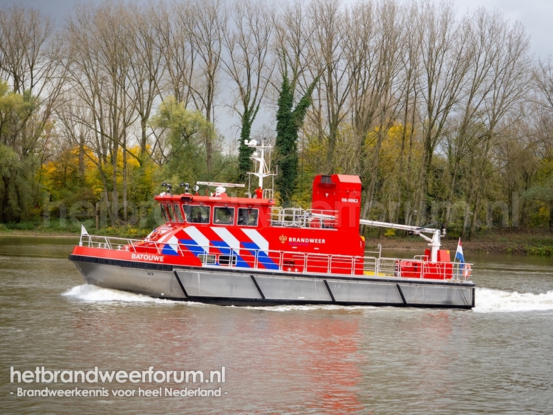 08-9062 Blusboot Batouwe