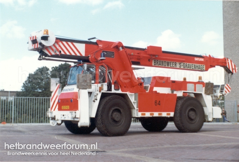 64 Grote kraan