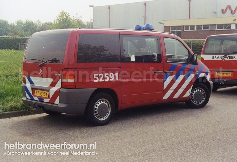 52-591 Personeel/Materiaalvoertuig (RT-JS-54 )