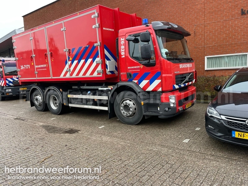 26-8281 Haakarmvoertuig IFV Noord