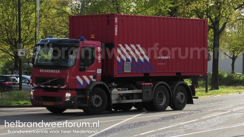 06-7981 Haakarmvoertuig