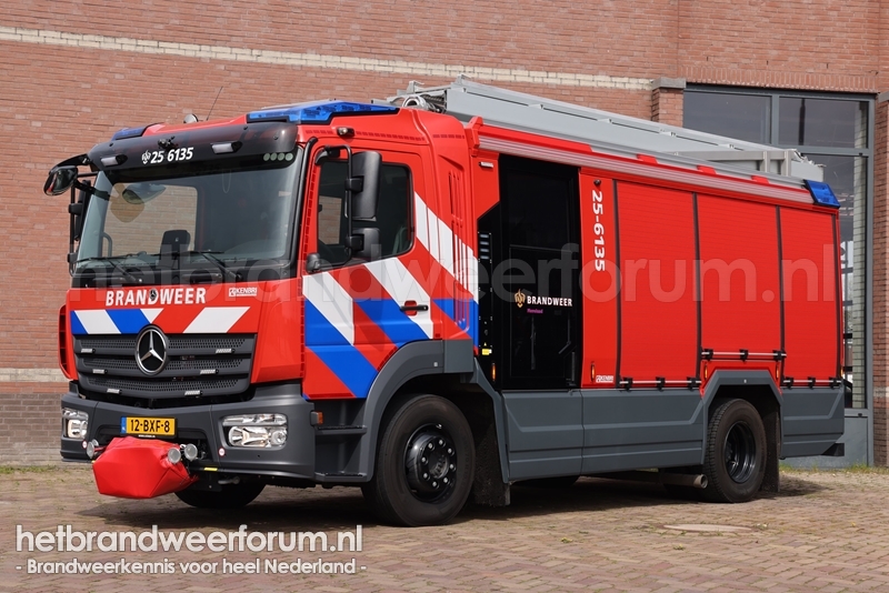 25-6135 Tankautospuit