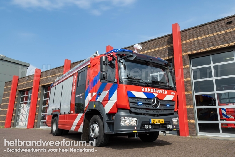 03-9232 Tankautospuit