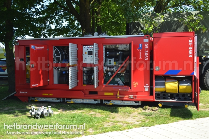 05-3663 Dompelpomphaakarmbak Grootschalige Watervoorziening