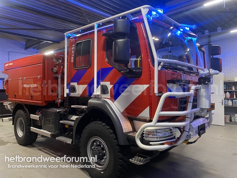 15-6740 Natuurbrandbestrijdingsvoertuig-Terreinvaardig
