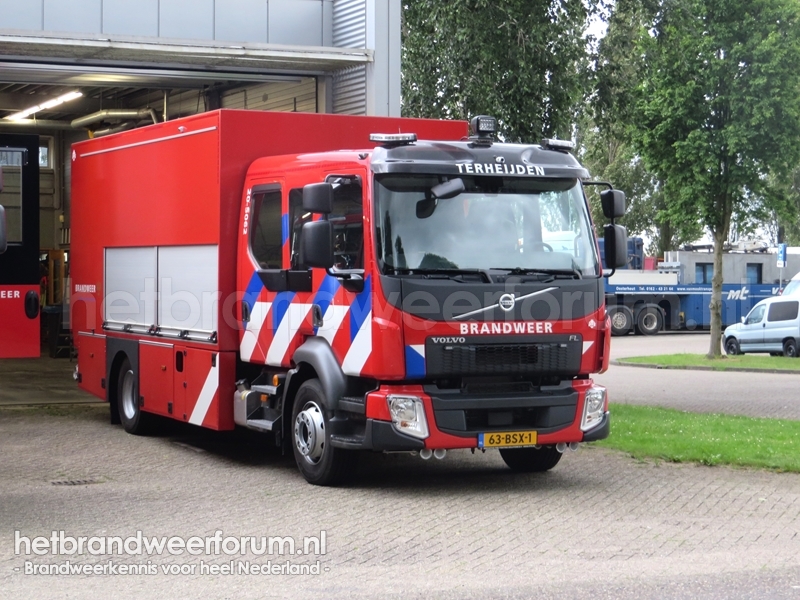 20-5062 Kleinschalige Watervoorzieningsvoertuig