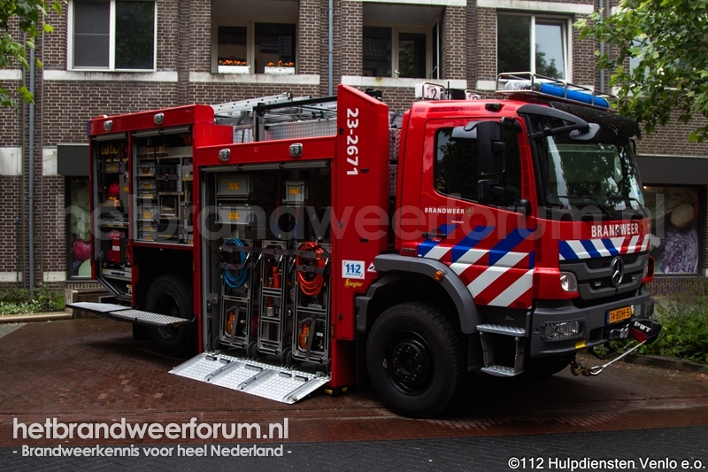 23-2671 Hulpverleningsvoertuig